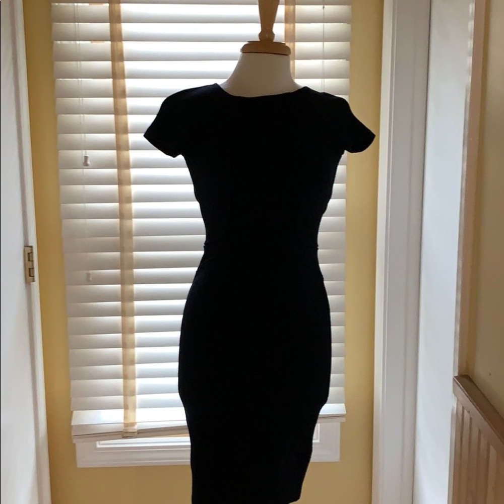 LaPerla black dress. 100%wool. Size 40. / size 2/4